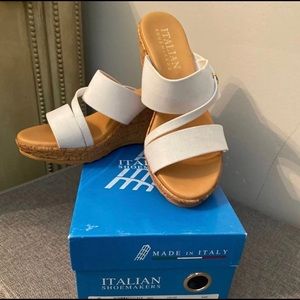 Italian shoemaker size 8 Adriane sandals